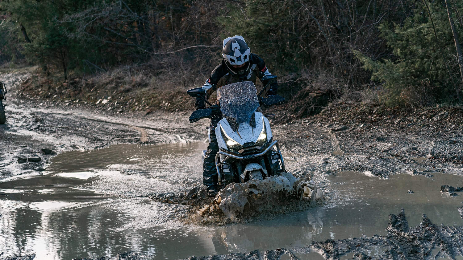 Максискутер ZONTES ZT368-G 17/14