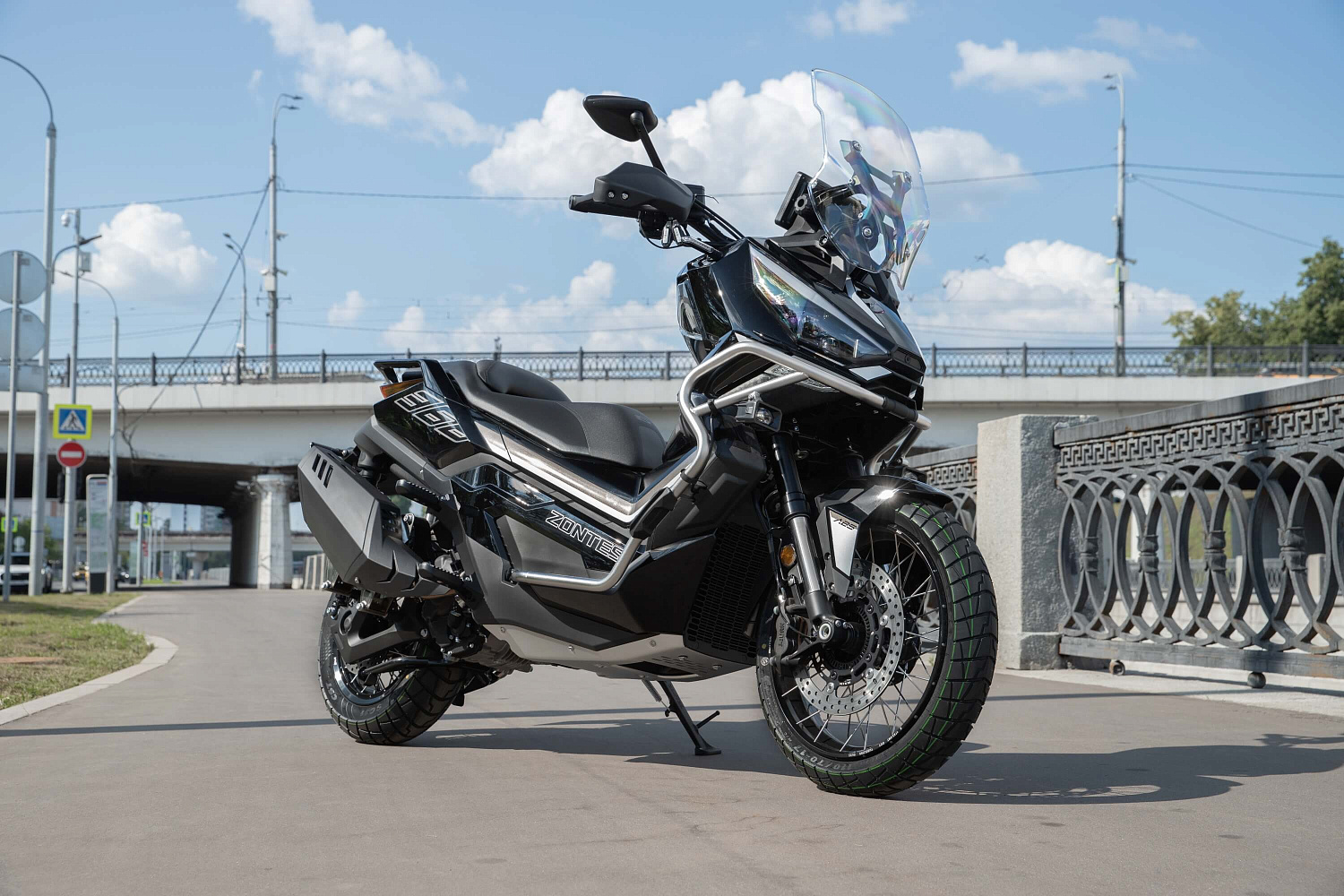 Максискутер ZONTES ZT368-G 17/14