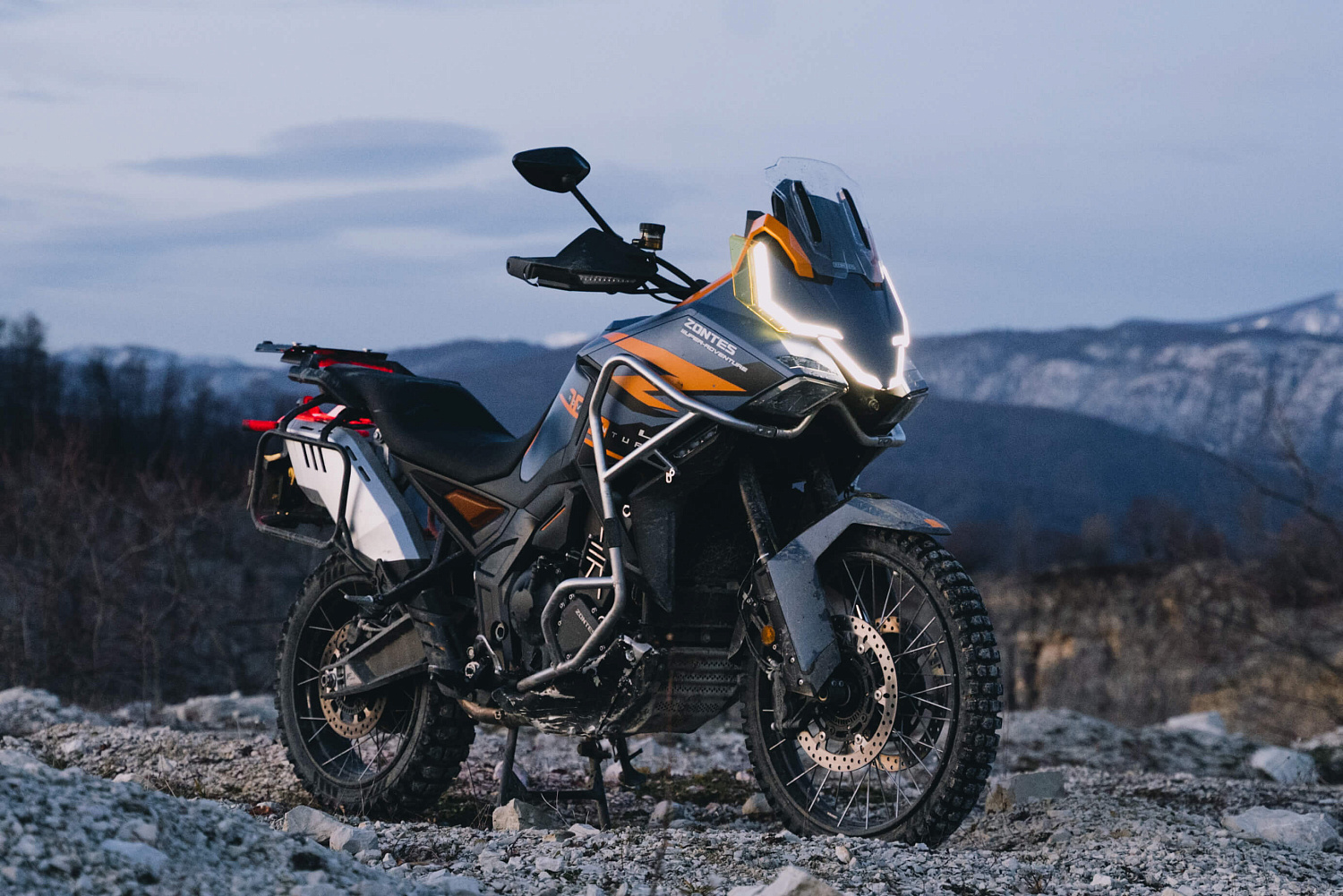 Мотоцикл ZONTES ZT703-F TOUR 21/18