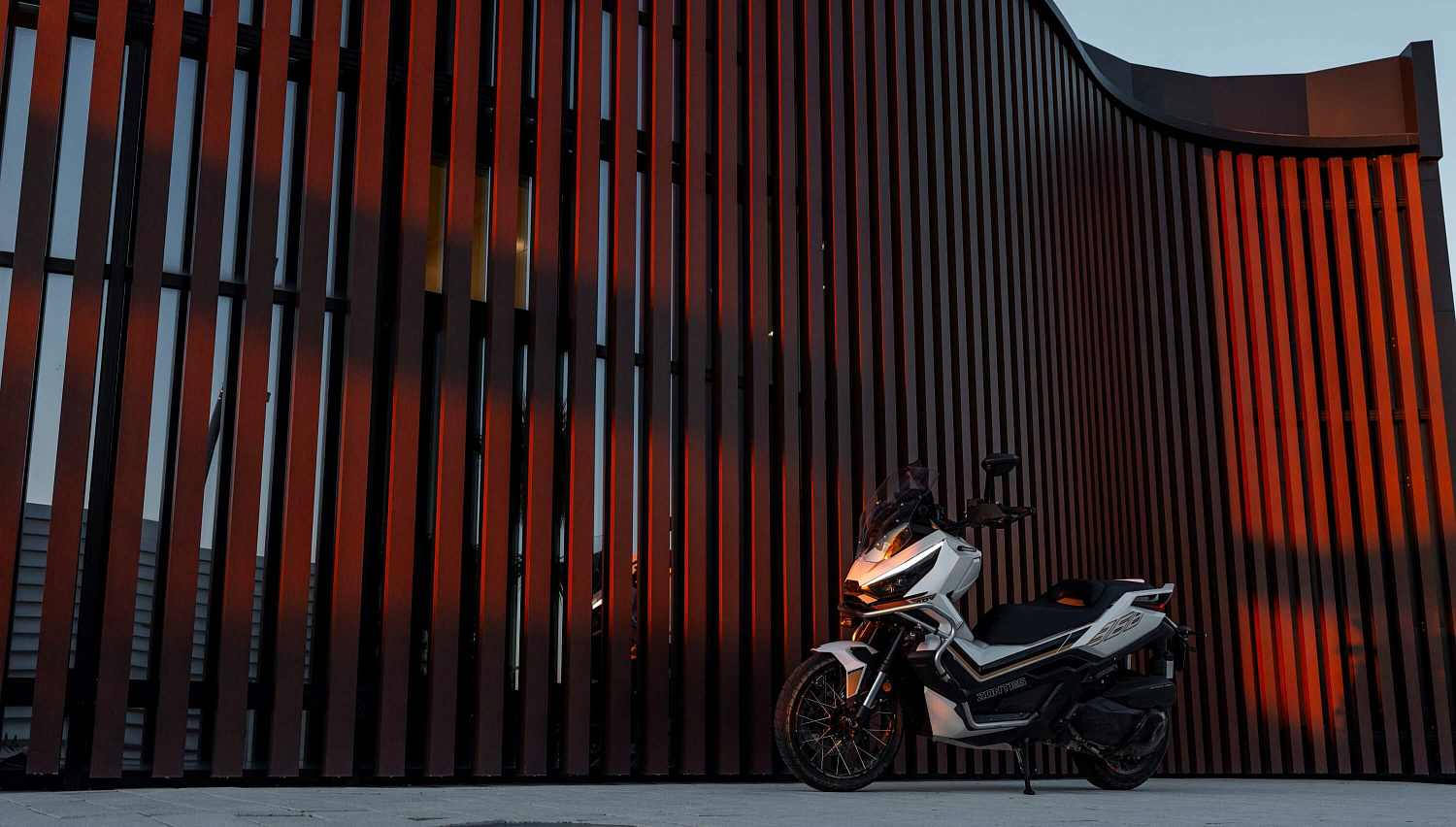 Максискутер ZONTES ZT368-G 17/14