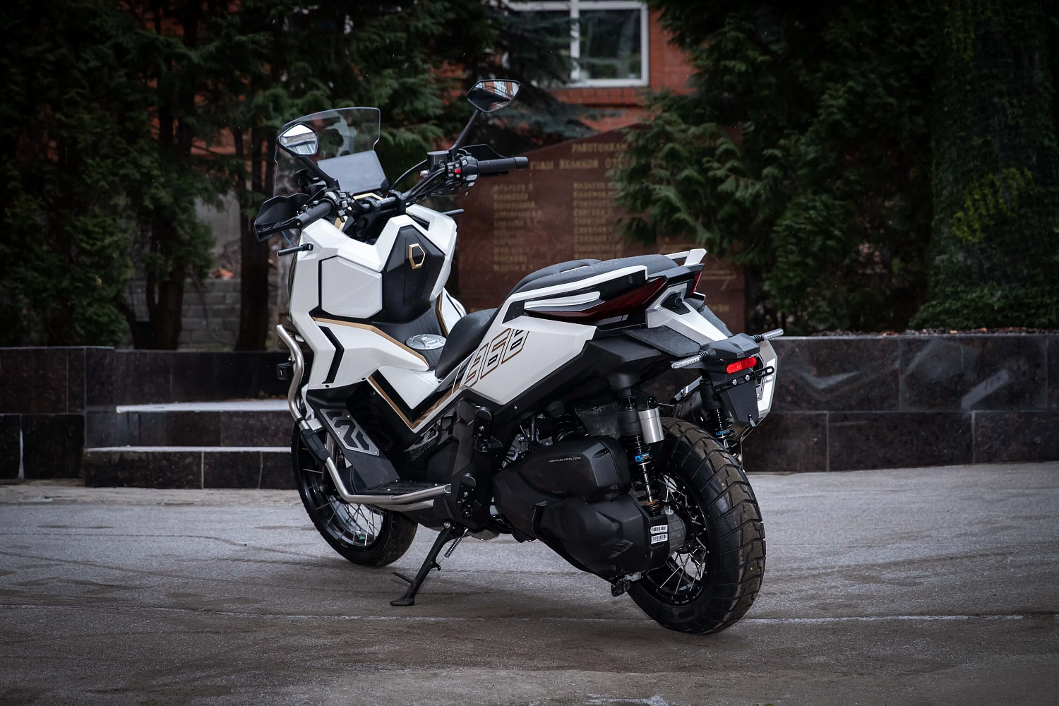 Максискутер ZONTES ZT368-G 17/14