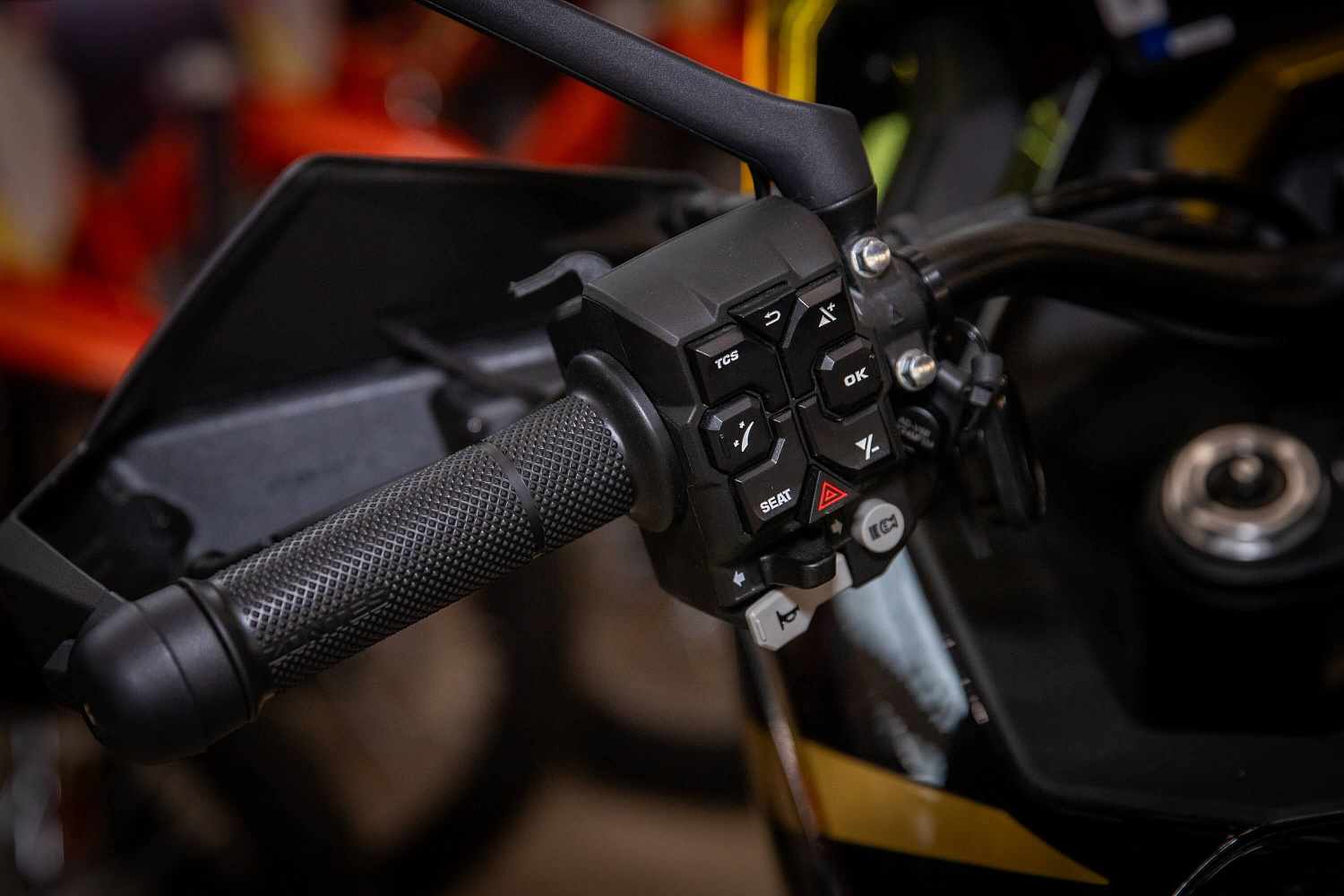 Мотоцикл ZONTES ZT703-F TOUR 21/18