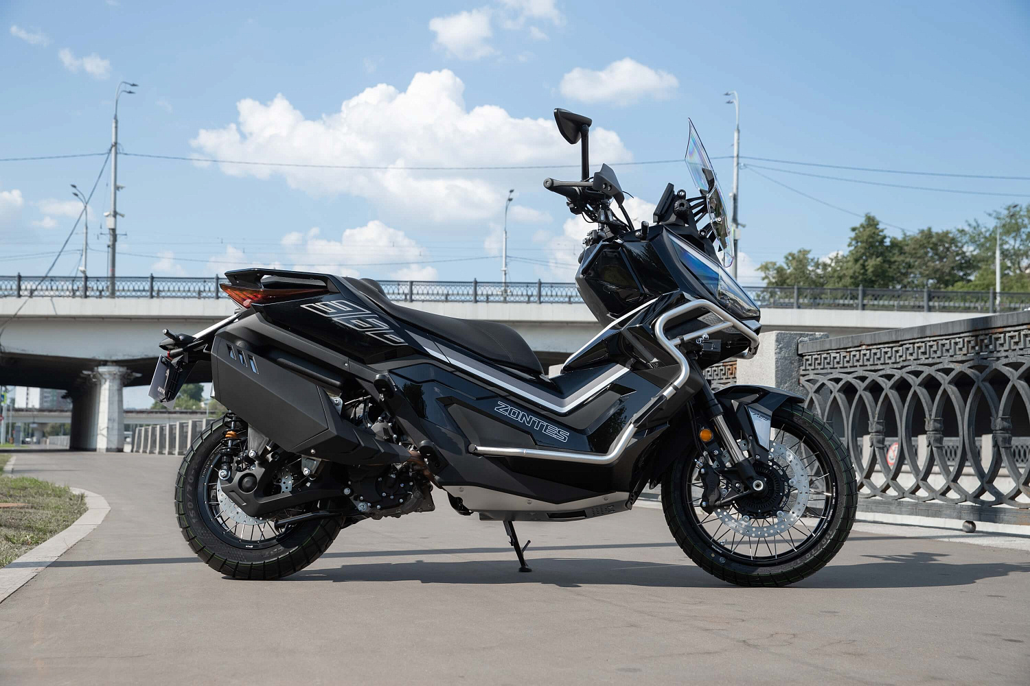 Максискутер ZONTES ZT368-G