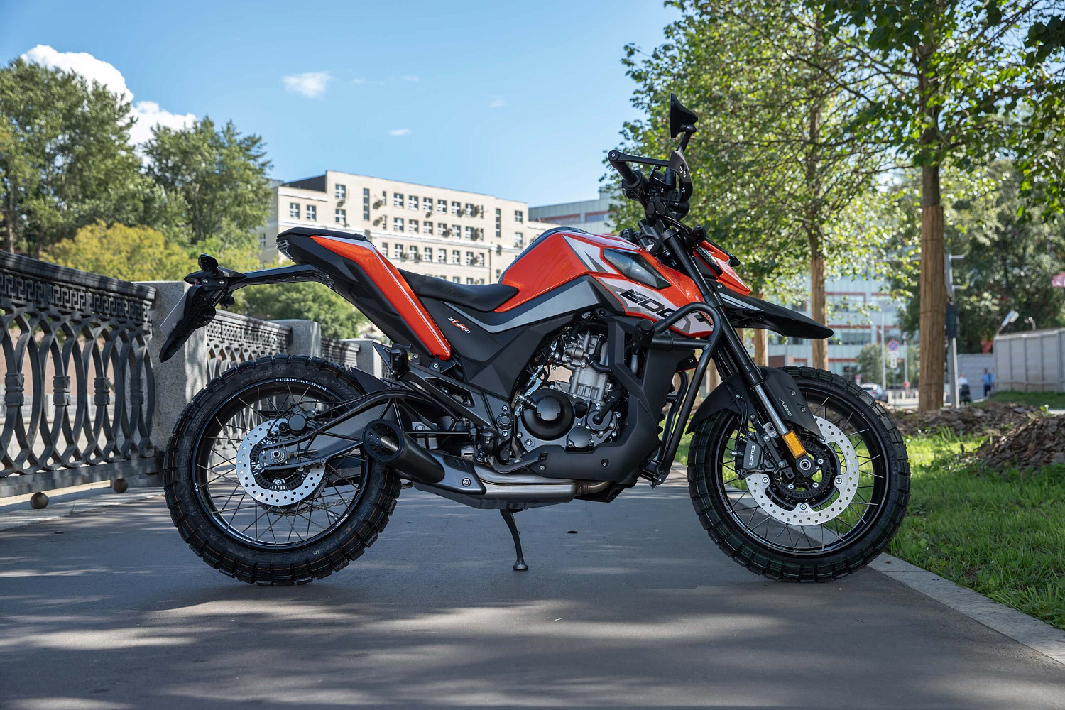 Мотоцикл ZONTES ZT200-U1