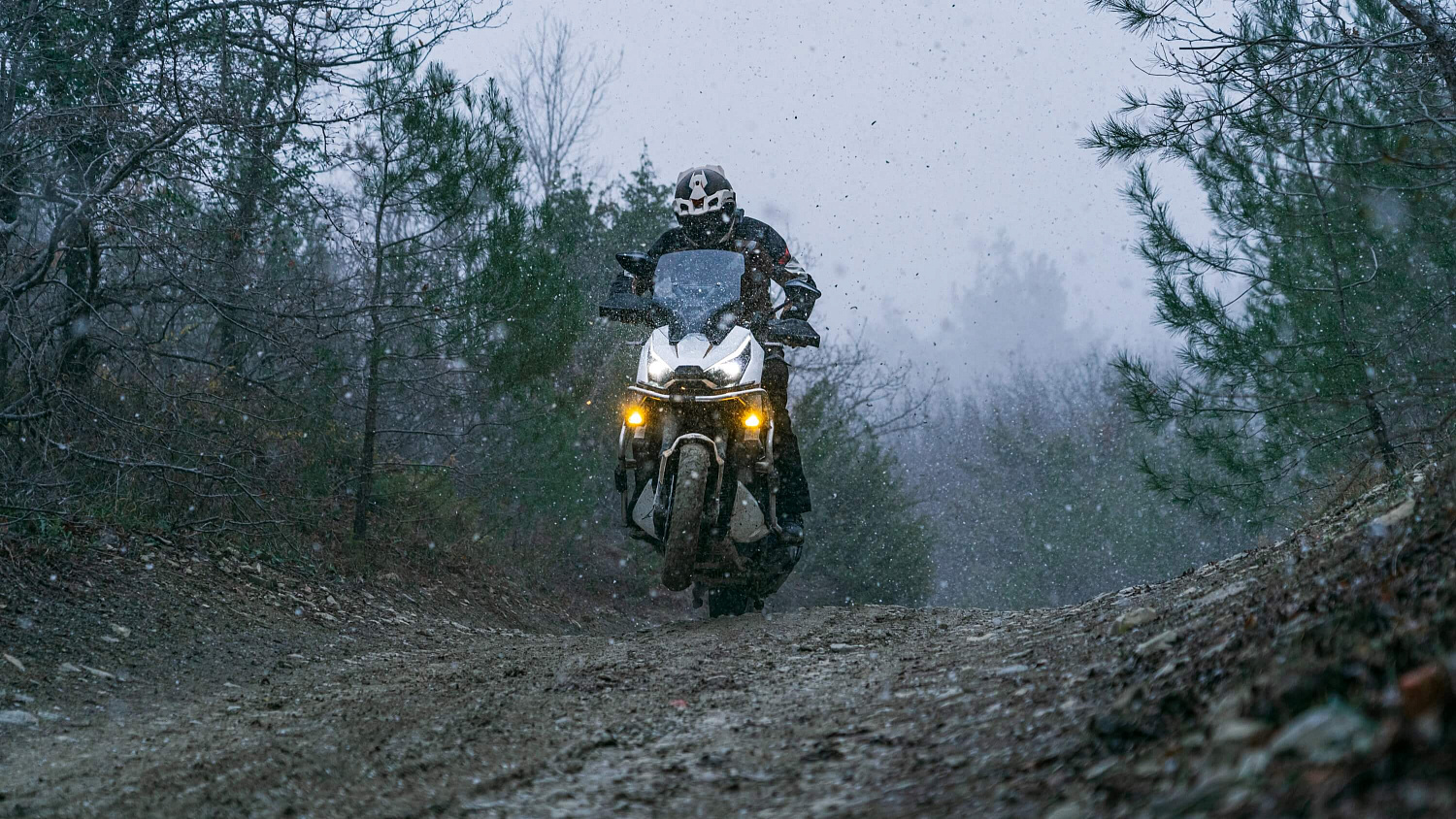 Максискутер ZONTES ZT368-G 17/14