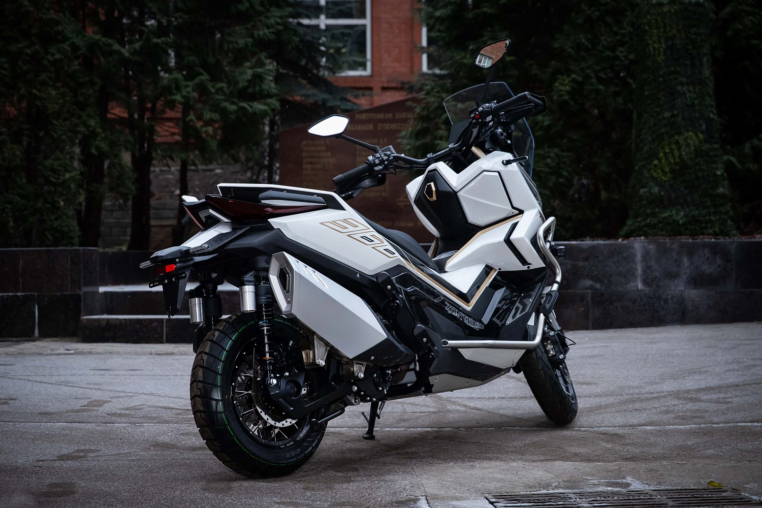 Максискутер ZONTES ZT368-G 17/14