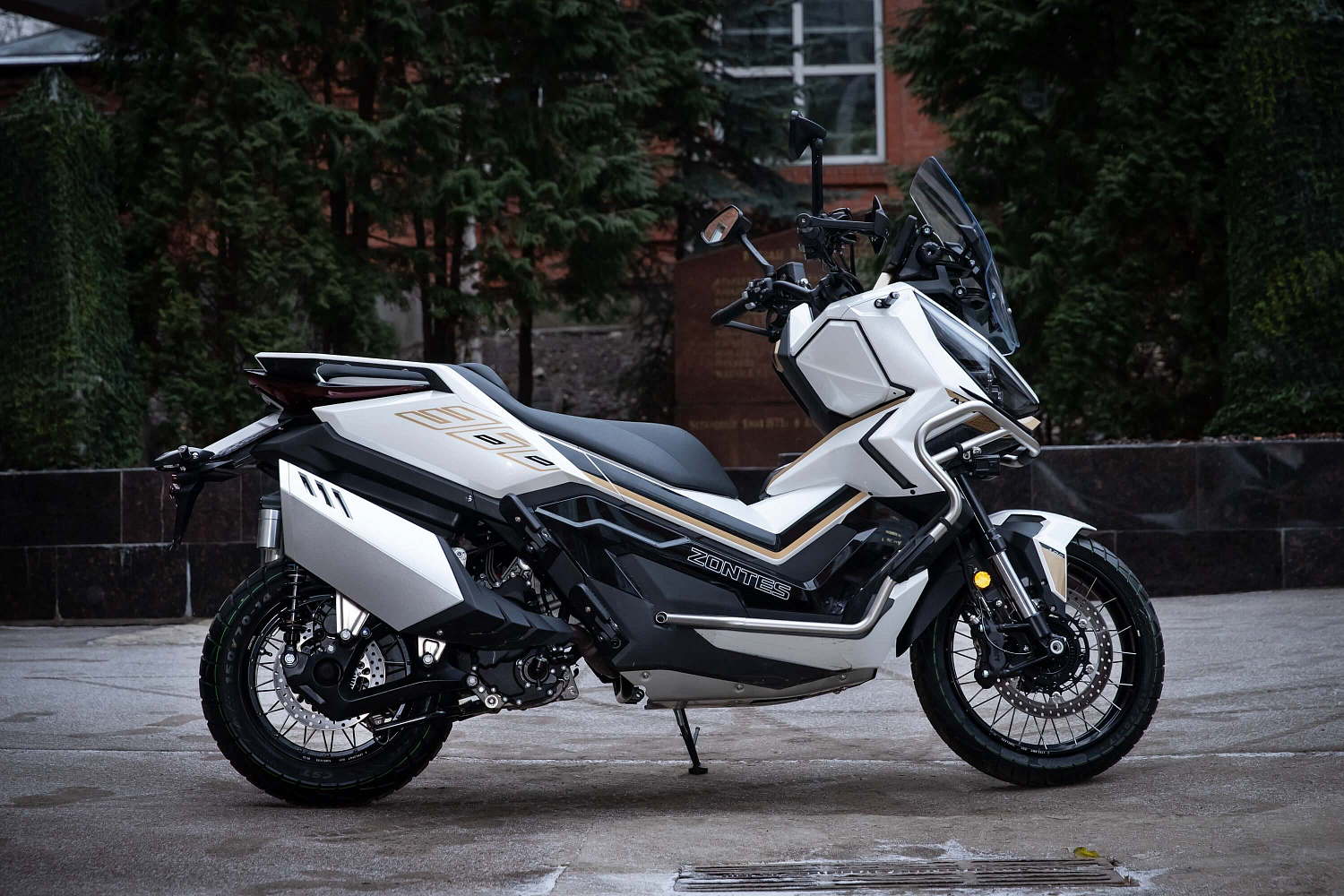 Максискутер ZONTES ZT368-G 17/14